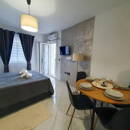 Apartments Mira Baška Esterno foto