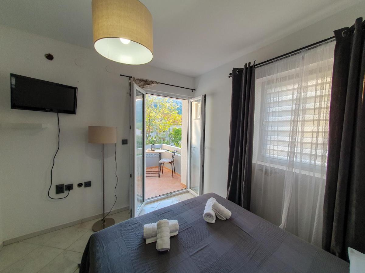 Mira Apartment